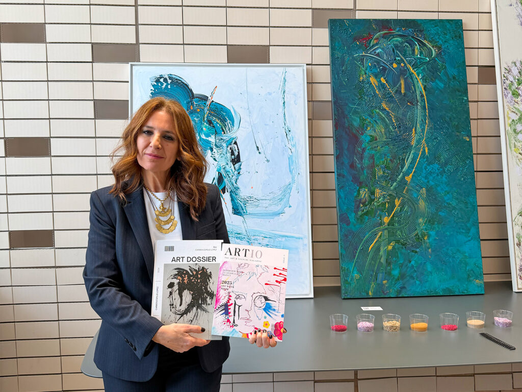 Contemporary art in Marbella: Carmen Espejo exhibits at BIOS Real Estate, in Puerto Banús